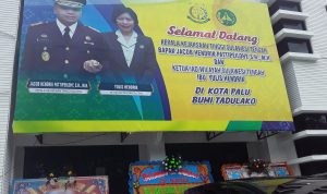 Penyambutan Intern Kajati baru Sulteng- Banjir Karangan Bunga-jpg