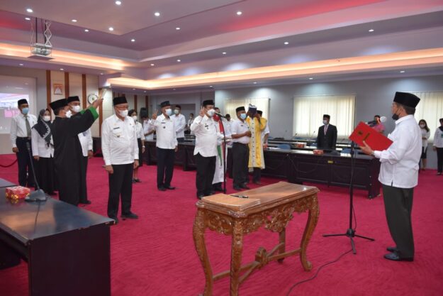gubernur sulteng.jpg