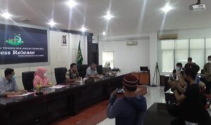 konfrensi pers kajati suteng.jpg