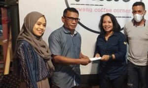 dpd prabu-sulteng-serahkan SK