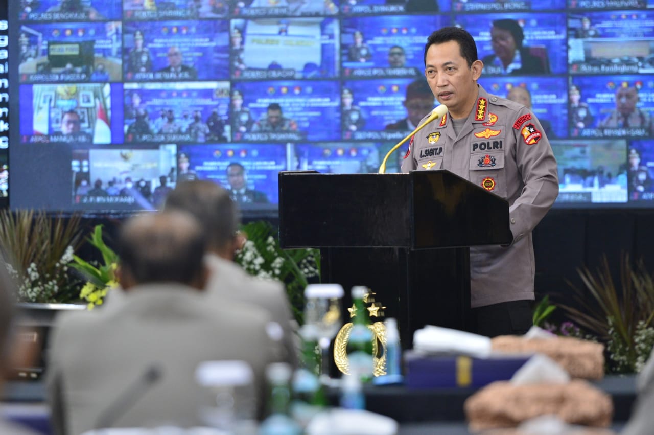 Kapolri-membuka rakernis gabungan.jpg