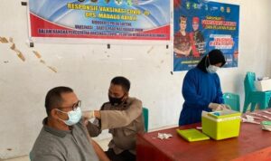 satgas madagoraya gelar vaksinasi gratis.jpg