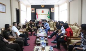 Ngobrol pintar (Ngopi) kajati Sulteng dan awak media Ngobrol pintar (Ngopi) kajati Sulteng dan awak media