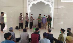 Da'i Polri TNI Satgas Madago Raya Kunjungi Ponpes Amanah Putra Poso