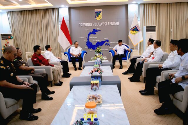 Kajati Sulteng N. Rahmat Temui Gubernur Sulteng Anwar Hafid