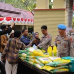 Beras Murah Diserbu Warga, Polisi Turun Langsung Bantu Penyaluran