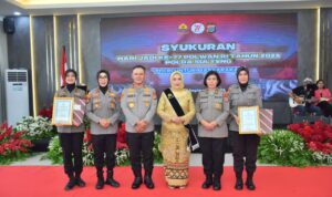 HUT ke 77 Polwan Polda Sulteng