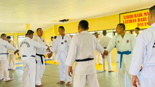 Polda Sulawesi Tengah mengikuti ujian beladiri