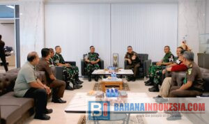 Mayjen TNI Eka Wijaya Kunjungi Kejati Sulteng