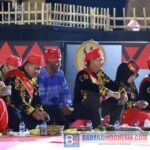 pembukaan Festival Danau Poso (FDP) ke-25 tahun 2025. Kegiatan digelar pada Jumat (24/10/2025) malam di Anjungan FDP, Kelurahan Pamona, Kecamatan Pamona Puselemba, Kabupaten Poso.