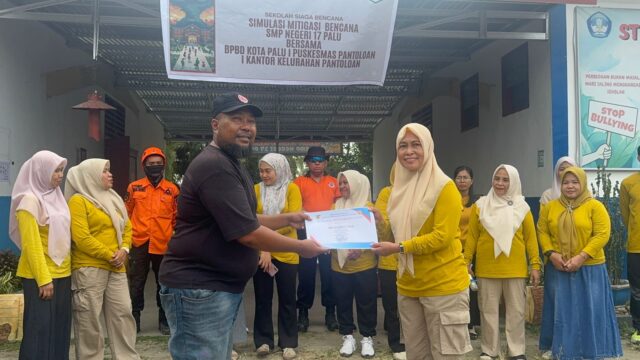 IMG-20251026-WA0001 SMPN 17 Palu, Gelar Simulasi Mitigasi Bencana Gempa dan Sunami.