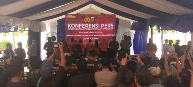 Polda Sulteng berhasil menggagalkan upaya peredaran narkotika jenis sabu seberat 60 kilogram di wilayah Kabupaten Donggala,