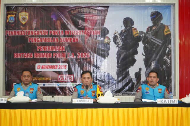 Kapolda Sulteng Pimpin Penandatanganan Pakta Integritas, 324 Calon Bintara Brimob Ikuti Pengambilan Sumpah