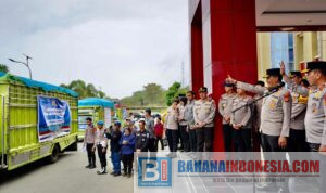 IMG-20251204-WA0016 Peduli Sesama, Kapolda Sulteng Lepas Bantuan 30 Ton Beras hingga Ribuan Logistik untuk Sumatera
