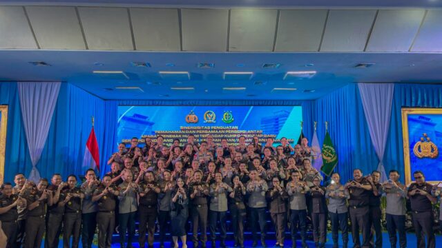 Kajati Sulteng Hadiri Forum Sinergitas Penerapan KUHP dan KUHAP Bar