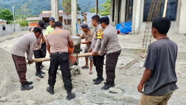 Wujud Polri untuk Masyarakat, Polsek Lore Utara Bantu Pembangunan Masjid Al-Amin di Desa Wuasa