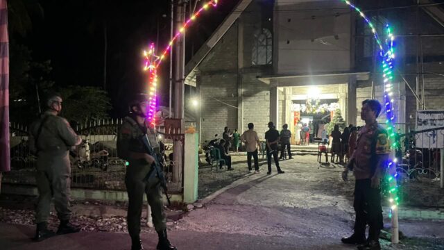 Satgas Madago Raya Jamin Keamanan Ibadah Natal Umat Kristiani di Poso Pesisir Bersaudara